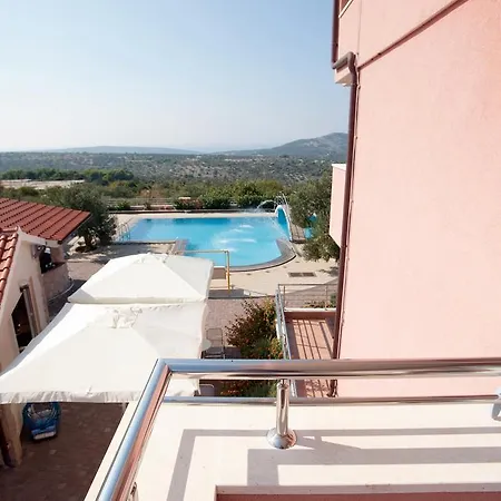 Marinic * 普利莫顿